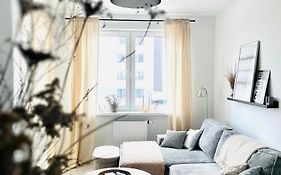 Nowe Miasto Apartment, Darmowy Parking, Dostęp na kod, Winda